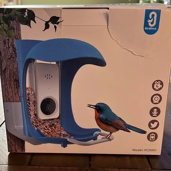 Never used- Smart Bird Feeder Model PCD 001 by Bird Dock